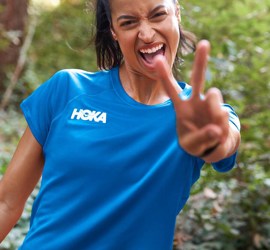 Hoka One One Top Kadın Mavi - Performance Short Sleeve - JI0564718